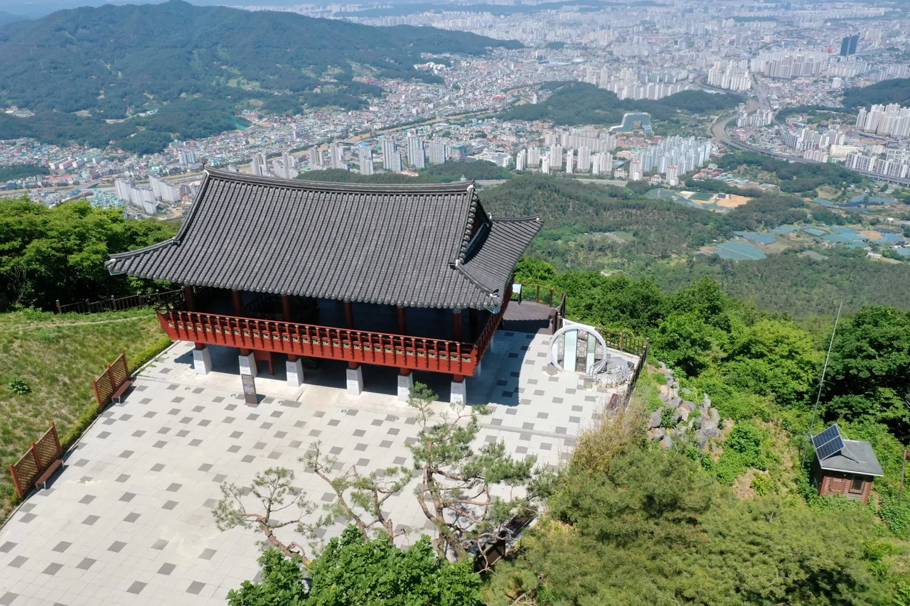 식장산 세천계곡 숲길